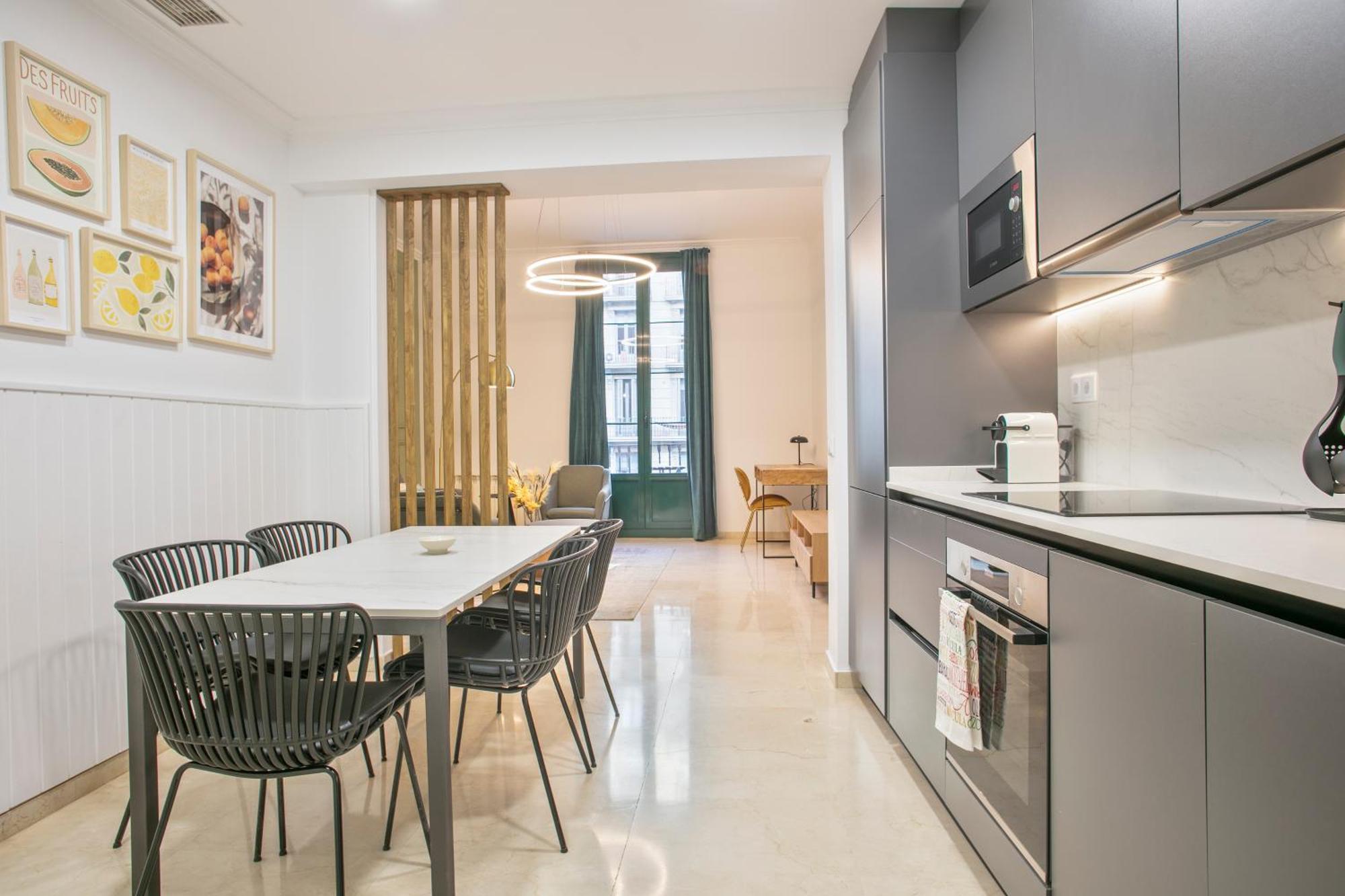Anton'S Downtown Apartment Barcellona Esterno foto
