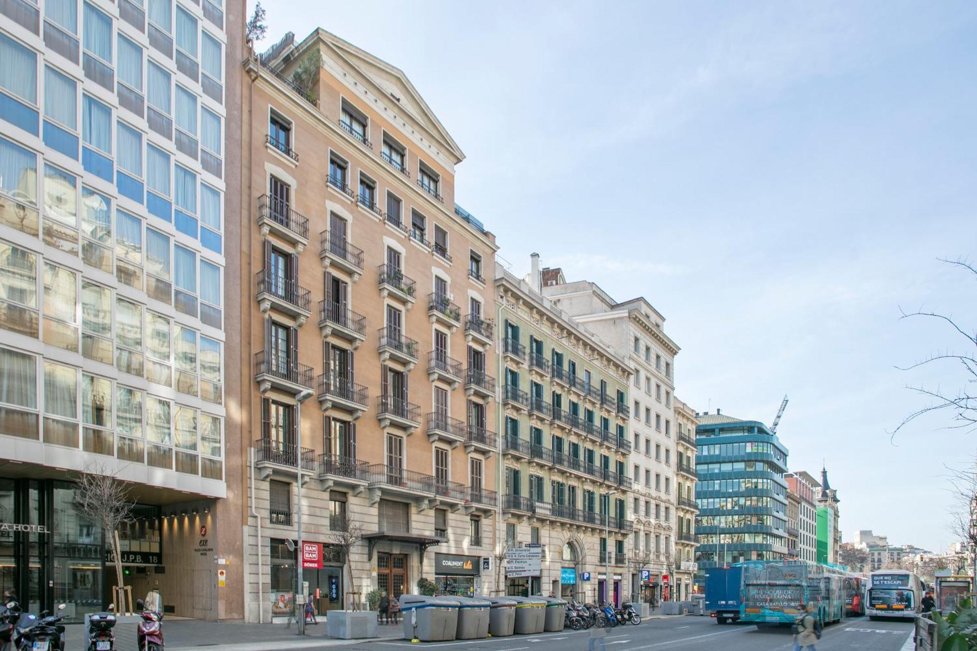 Anton'S Downtown Apartment Barcellona Esterno foto