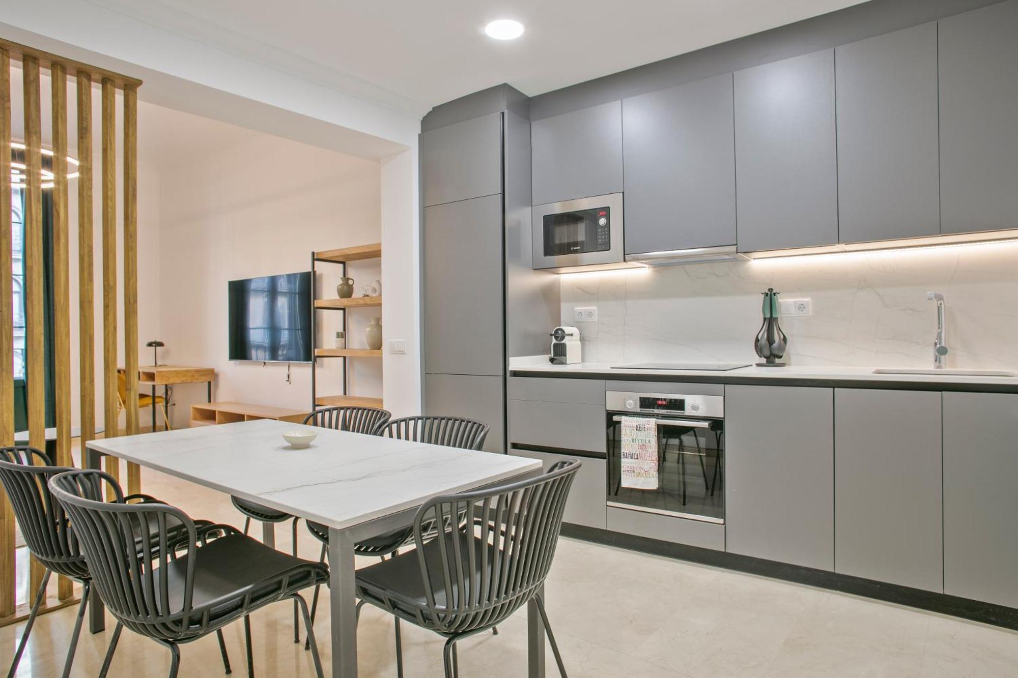 Anton'S Downtown Apartment Barcellona Esterno foto